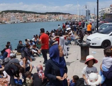 Μέλη ΜΚΟ στεγάζουν αυθαίρετα μετανάστες στη Λέσβο